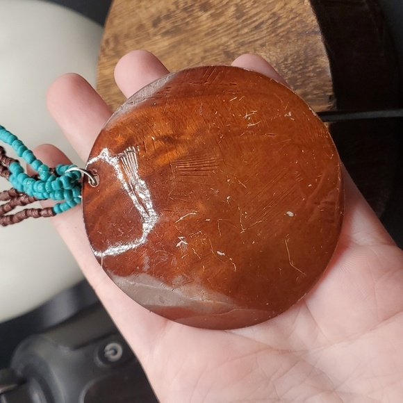 N2924 brilliant large disc mother of pearl shell seed beaded elegant necklace - Picture 3 of 3